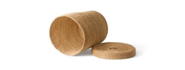 liggende abaca opbergmand off white 40x49cm liggend naast de bijpassende deksel