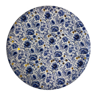 Metalen schaal met delfts blauwe bloemprint en goud accenten met een diameter van 50cm - WinQ
