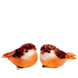 productfoto van 2 kleine rode kunstvogels met echte veren - WinQ