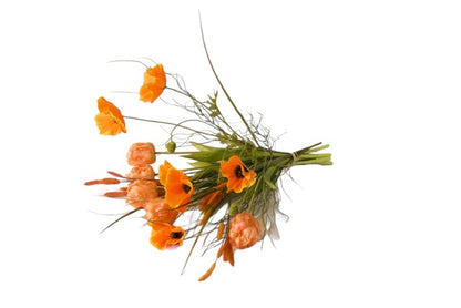Gebonden VeldBoeket Zijden Bloemen Oranje incl. vaas liggend gefotografeerd