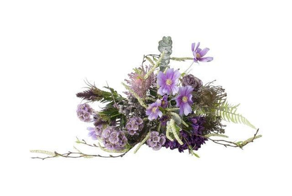PlukBoeket Kunstbloemen Lila en Blauw  liggend gefotografeerd met diverse bloemen