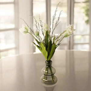 Boeket 6 papagaai tulpen in de kleur wit 65 en 70cm lang afgewerkt met twig takken - WinQ