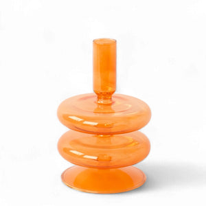 productfoto van glaskandelaar oranje 15,5cm hoog en diameter 9cm - WinQ