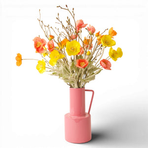 Kunstbloemen boeket met gele en oranje Papavers in roze vaas, WinQ interieurdecoratie