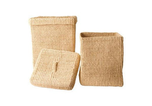 2 verschillende maten Abaca mand met deksel op en af