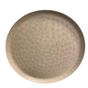 detail van bodem van decoratieschaal off white 40cm van binnen  met gravering