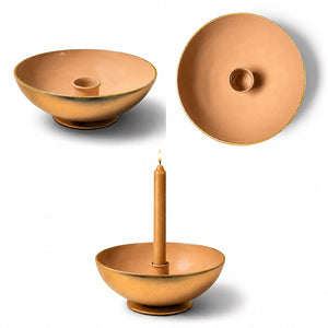 Overzicht Metalen kandelaar Ariska 12x12cm in schaal vorm met ruimte voor een dinerkaar inclusief kaars Beige - WinQ