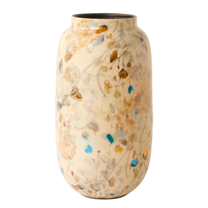 productfoto van vaas met basis beige en een print van bloemen met gouden en blauwe accenten - WinQ