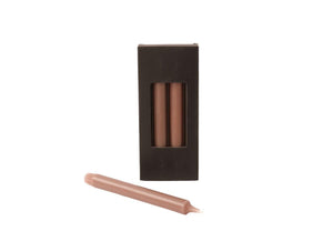 4 kandelaar kaarsen in de kleur stone 1 lossen en een zwart geschenkendoosje