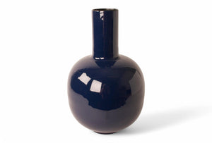 Grote vaas in een glanzende donker blauwe kleur maat 26x40cm - WinQ