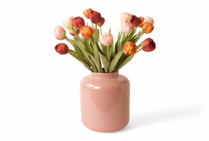 Boeket kunsttulpen in de kleuren rood, roze en warm oranje in een metalen vaas totaal 21 nep tulpen