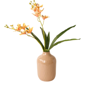 Metalen vaas zinnia met een geribbeld oppervlak in de kleur beige en hoogte van 38cm met kunsttakken - WinQ