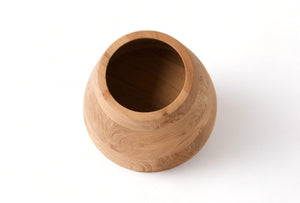 Foto van de bovenkant van een houten voorraadpot gemaakt van acaciahout hoogte 11cm en bovendoorsnede 11cm