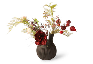 Zwarte tulpenvaas  compleet met zijden bloemen in de kleuren rood roze