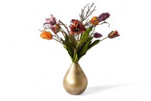 Gouden vaas met papagaaitulpen in rood, oranje, lila en paars gebonden met verschillende twijgen in een gouden vaas met totale hoogte van 74cm  - WinQ