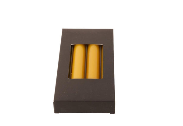 Doosje kandelaarkaarsen 4 stuks in de kleur oker  in de maat 2,1x20cm
