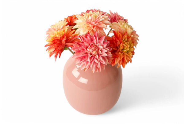 Vaas metaal 19x19x20cm in de kleur roze opening 11cm en kunst dahlia's- WinQ